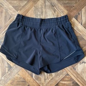 Lululemon Hotty Hot High-Rise Lined Short 4”